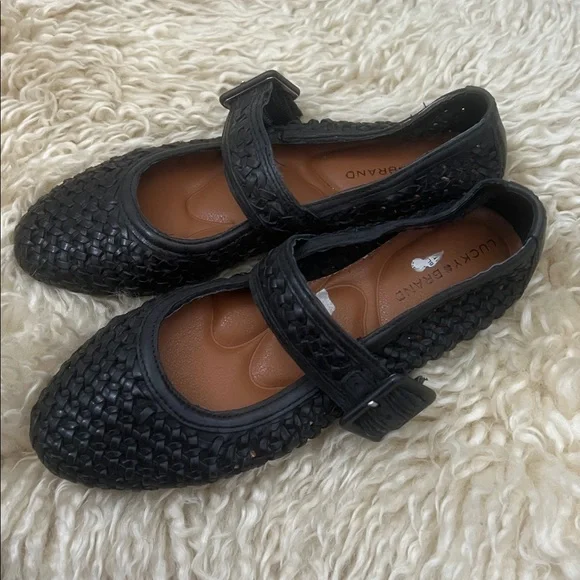 Lucky Brand
Millit Mary Jane Flats - Picture 6 of 10